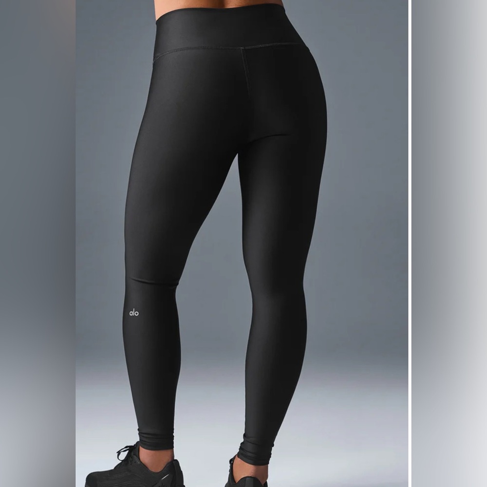 Alo Yoga Women's High-Waist Airlift Leggings - Black / Size S - Picture 3 of 15